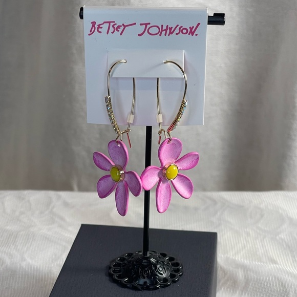🚨🧾SOLD🧾🚨🌸 Betsey Johnson Gold Shepherds Hook Style Daisy Earrings - Picture 10 of 10